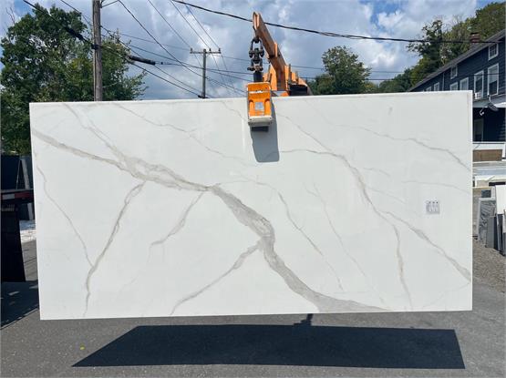 Calacatta Michelangelo by Laminan