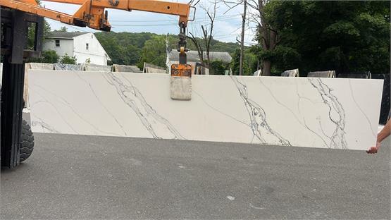 Calacatta Macchia Vecchia by Everest Marble